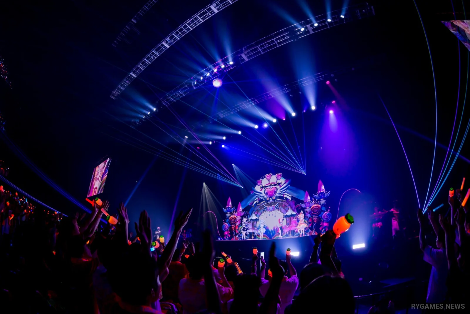 桃鈴ねね ライブコンサートステージビジュアル。 - gambar 7