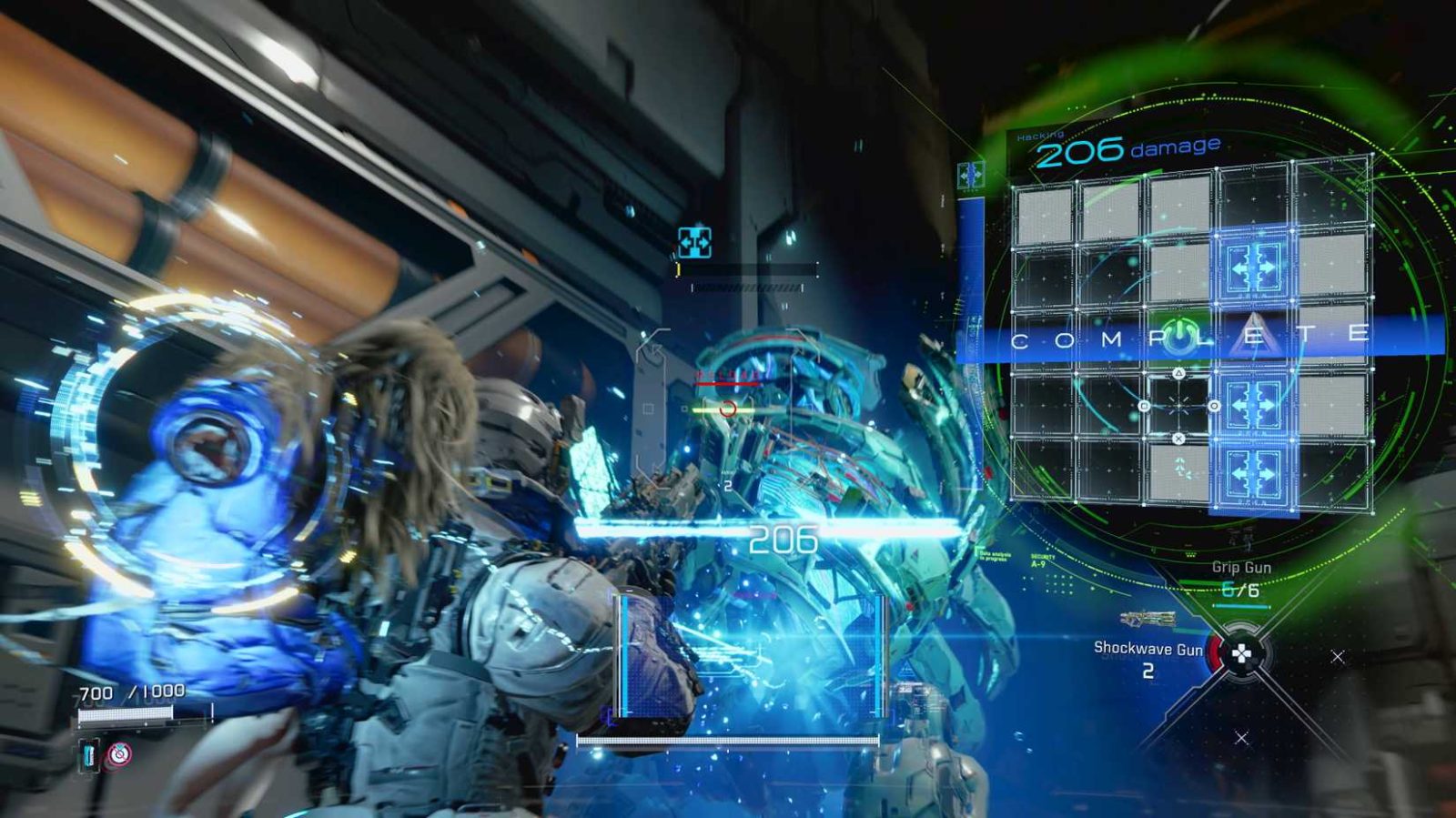 Sistem combat Pragmata menggabungkan aksi tembak-menembak dengan mekanik hacking